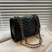 Sac à bandoulière Chic en cuir Pu, matériel doré, sangle en chaîne polyvalente, fourre-tout de luxe classique pour femmes, usage quotidien 2