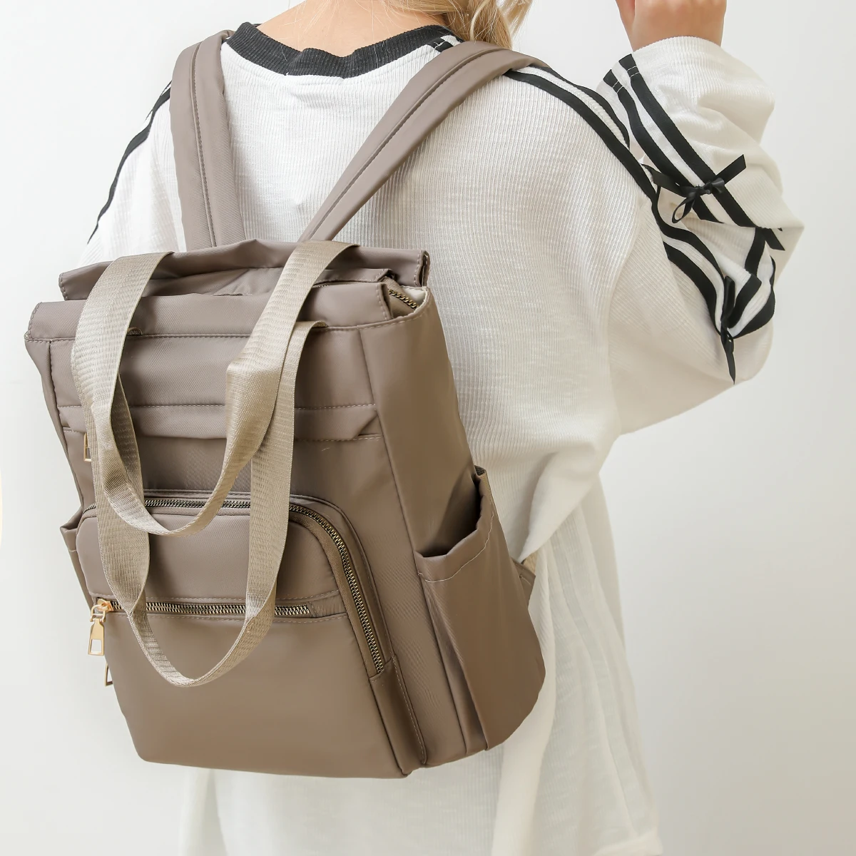 Laptop Bag 14inch High-Capacity Stylish Backpack Commuter Backpack Travel Hiking Bag Sports Outdoor Student School Bag for Women