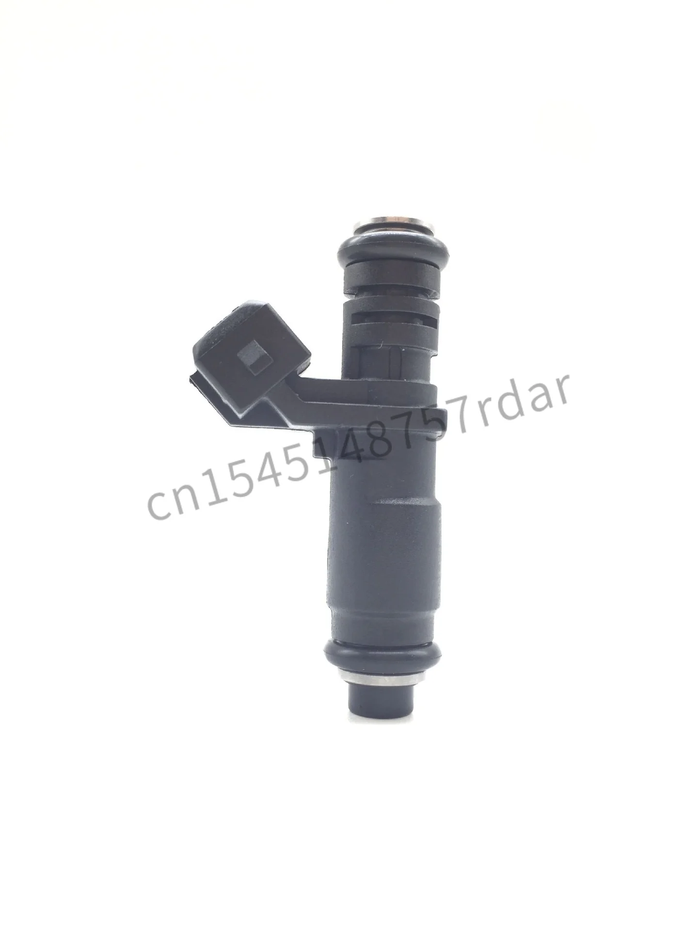 

4pcs Cev13-018, a new product of automobile fuel injection nozzle, is suitable for Peugeot 405