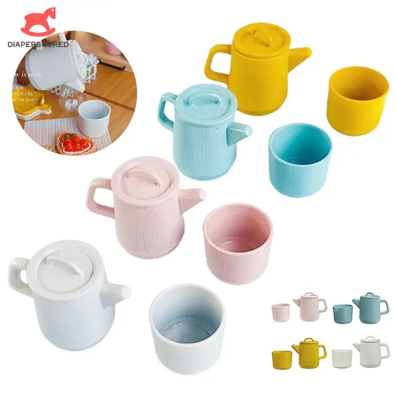 

2pcs Dollhouse Simulated Kettle Cups Set Dollhouse Miniature Tea Pot Model Dolls House Kitchen Decoration Accessories