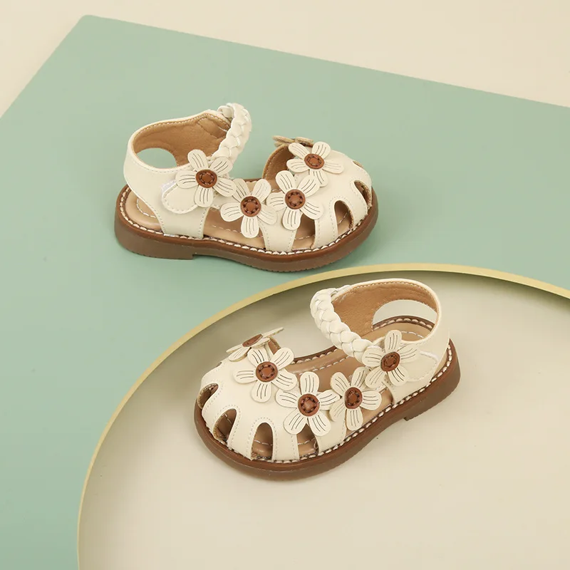 

Summer Style Princess Flower Girls Sandals Cute Toddler Leather Clogs Kids Beach Shoes Baby First Walkers for 1-3 Years Old