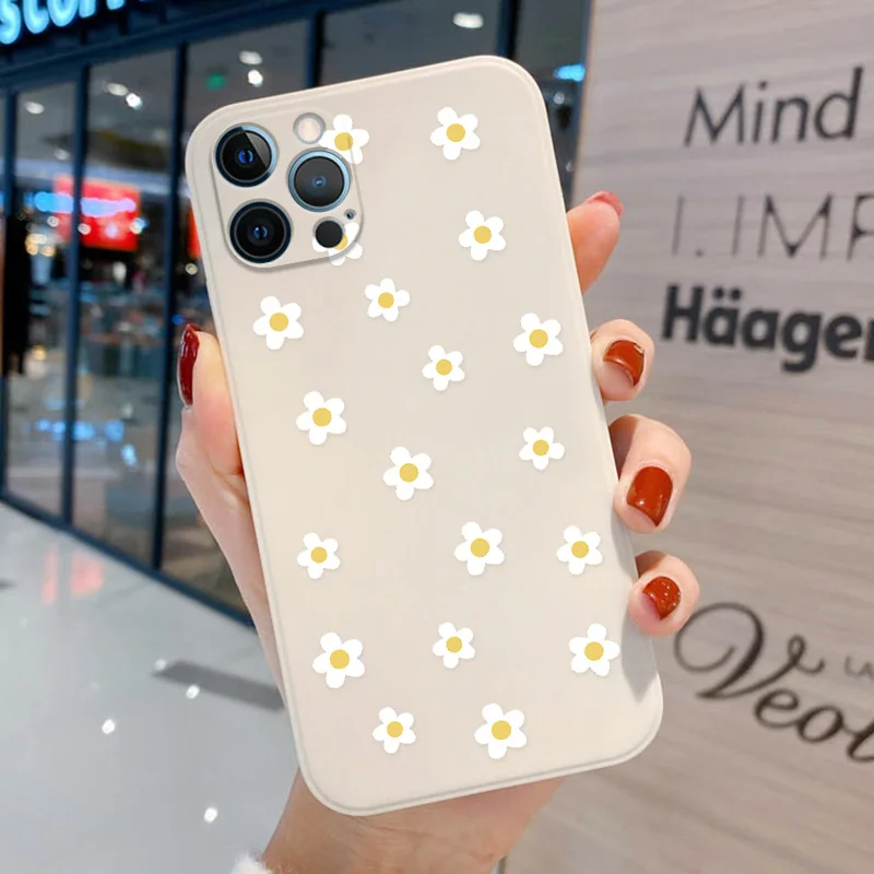 thumbnail image 1 of Funda de teléfono con diseño de margaritas para iPhone 13, funda para iPhone 11, 12, 14, 15 Pro Max, 12, 13 Mini, XR, X, XS, 6, 7, 8 Plus, SE, carcasa trasera de silicona suave, 1 of 5