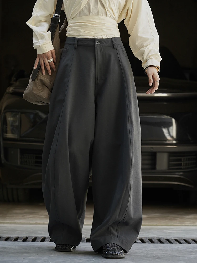 [EAM] High Waist Dark Gray Brief Pocket Long Elegant Wide Leg Pants New Trousers Women Fashion Tide Spring Autumn 2026 1DJ3191