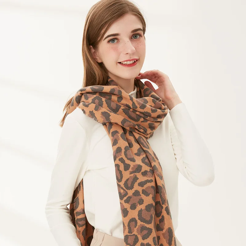 Vintage Leopard Soft Cashmere Scarf Women Autumn Winter Pashmina Shawl Wraps Scarves For Ladies Fashion bufanda mujer invierno moribty triangle autumn women scarf solid knitted hallow out shawl wraps pashmina sunscreen neck bufandas femme hijab for ladies