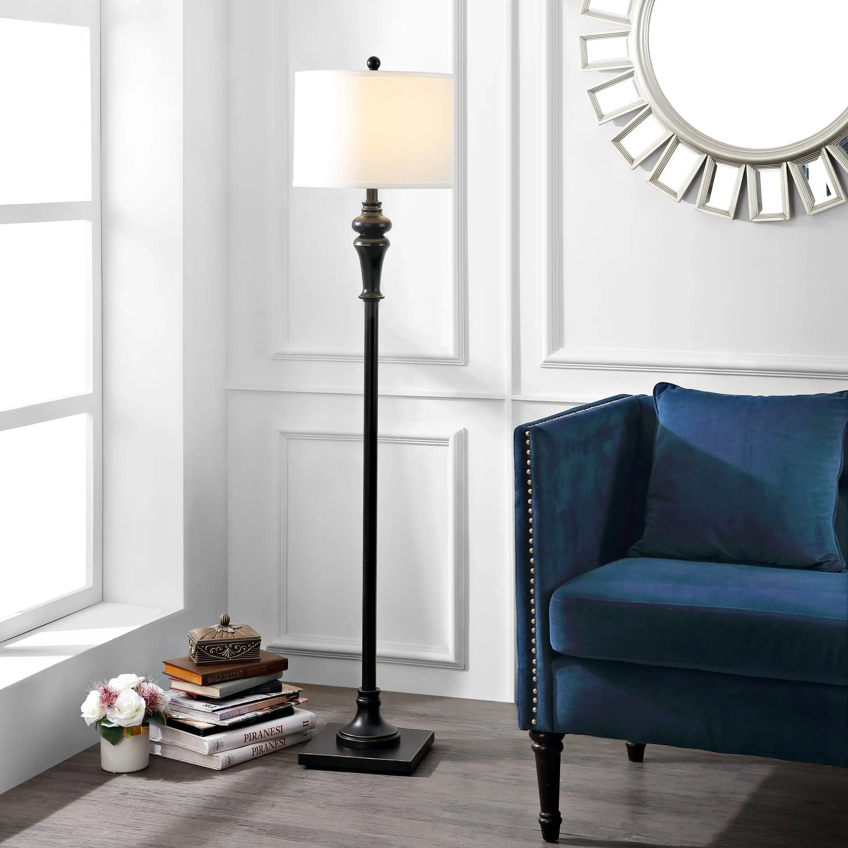 

Floor lampSAFAVIEH Norla Floor Lamp | Black |