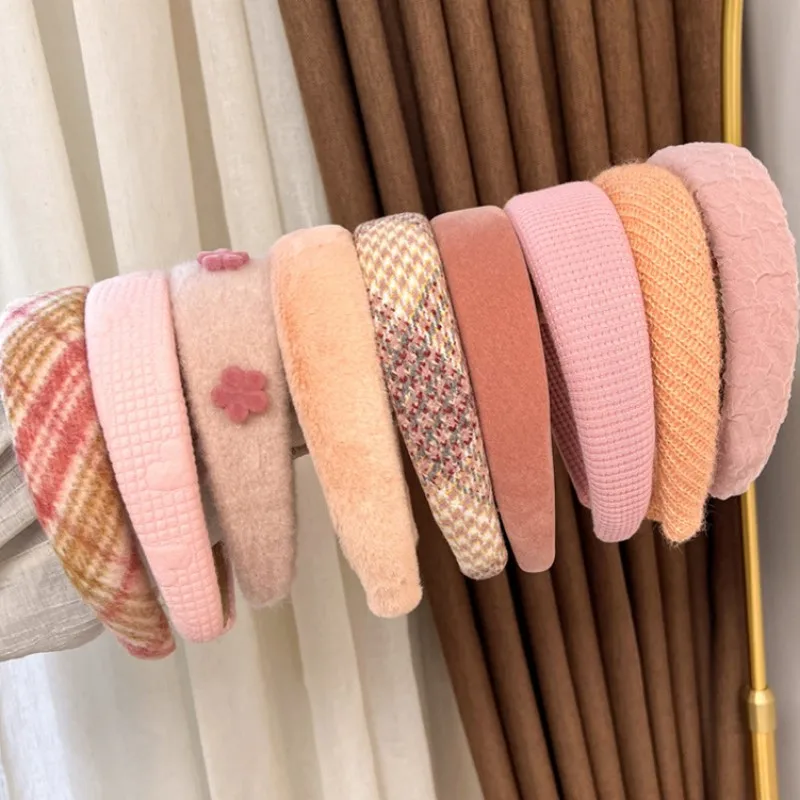 Gentle Pink Plush Women's Wide Hairband - Fashionable Solid Color Hair Accessory