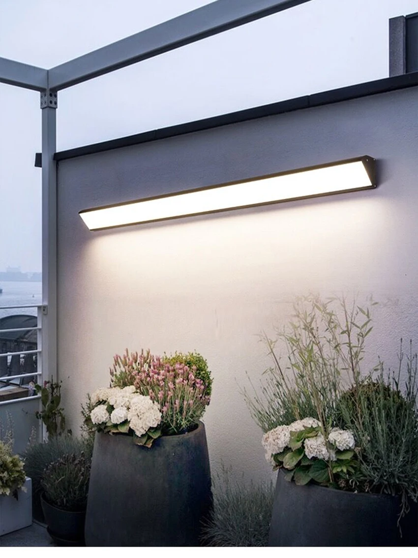 Applique Murale LED Imperméable en Aluminium Conforme à la Norme IP65, Éclairage d'Extérieur, Idéal pour un Jardin, une Villa ou une Véranda, 110/220V