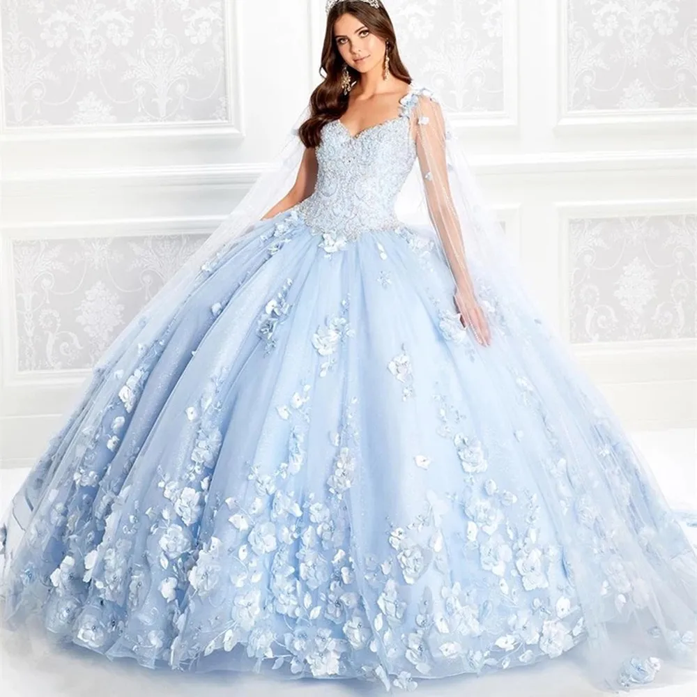 Vestidos azuis claros Princesa Quinceanera, Apliques de renda, Contas de flores 3D, Festa sem encosto, Vestido de baile Sweet 15 com capa