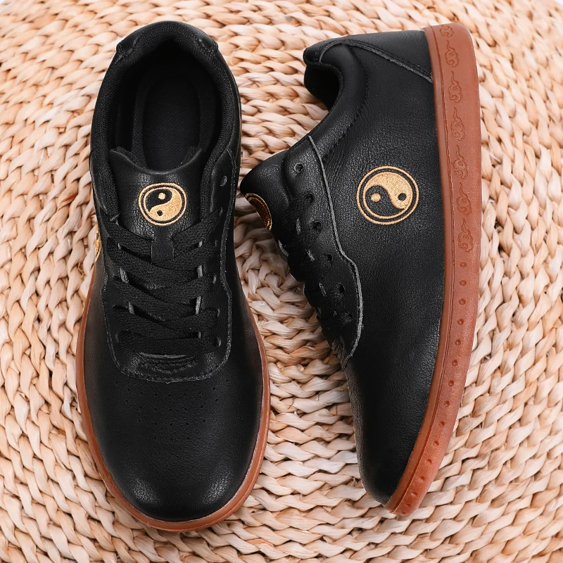 New men's and women's Chinese kung fu performance shoes white and black taiji training shoes karate taekwondo fitness