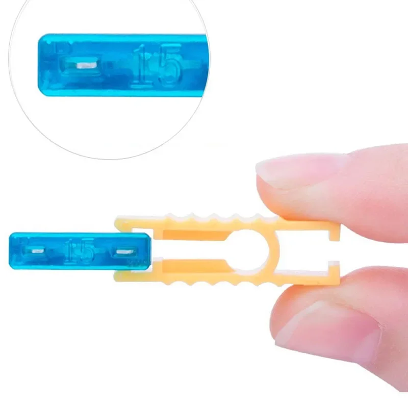 Profile Small Size Blade Car Fuse Assortment Set 120Pcs car fuses kit circuit adapters and fuse set For Auto Car Truck 2/3/5/7.5/10/15/20/25/30/35A Fuse with Plastic Box