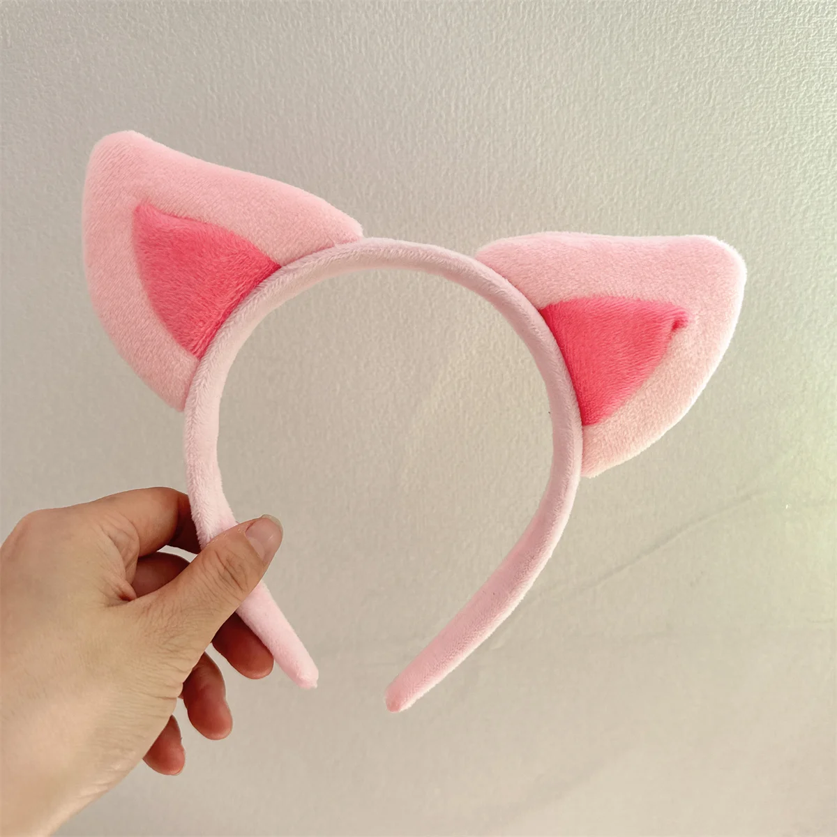 short ears