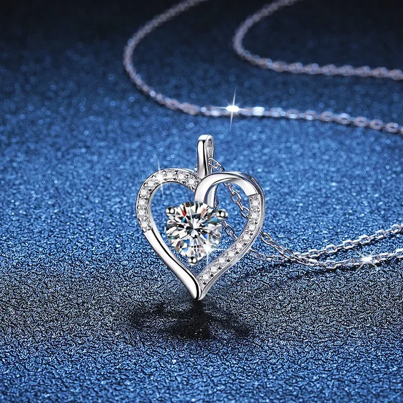 Heart Necklace 925 Sterling Silver 1ct D Color Moissanite Pendant Necklace For Women Sparkling Wedding Party Fine Jewelry