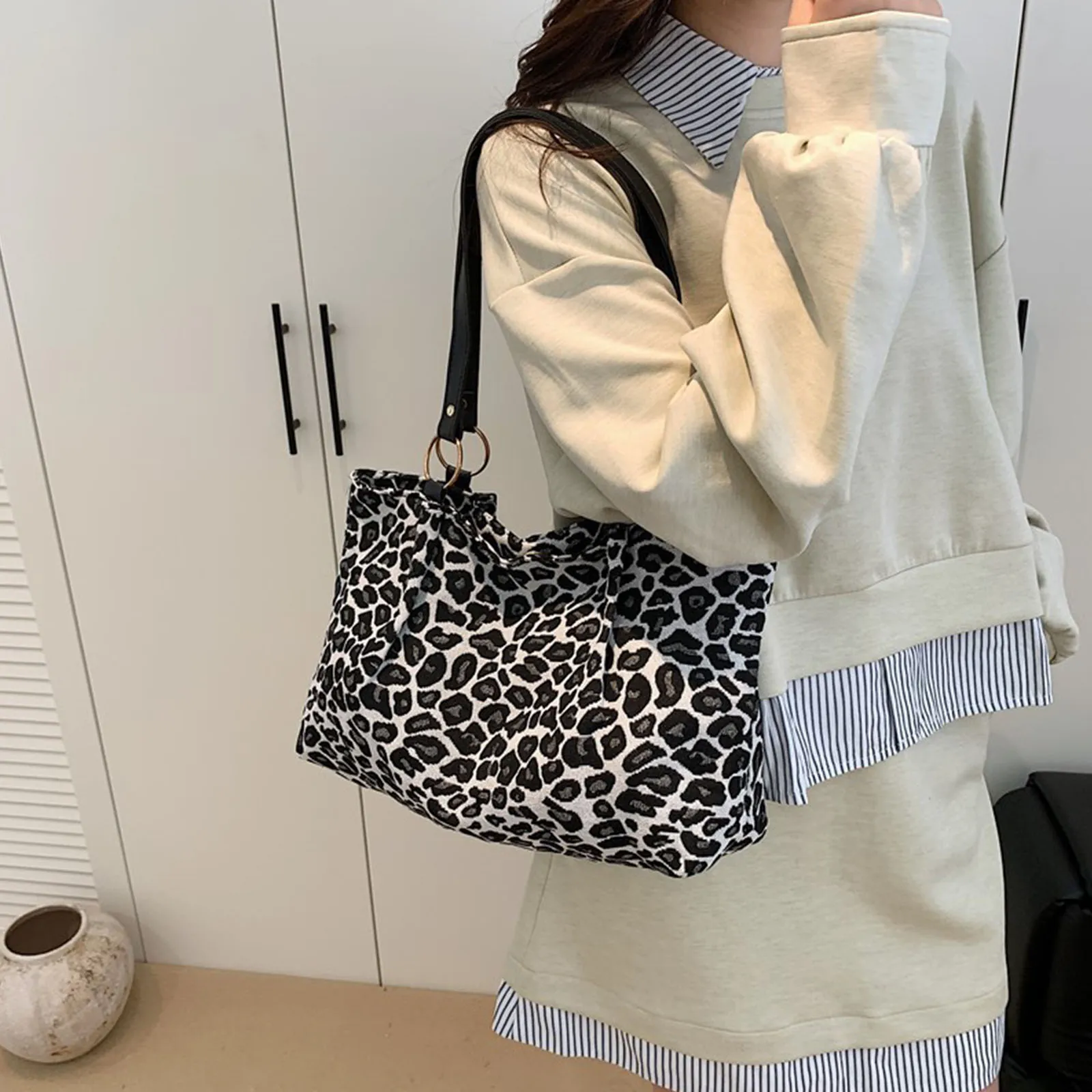 Women Zebra Leopard Print Underarm Shoulder Bag Large Capacity Shoulder Bag Simple Shoulder Tote Bag for School Work Daily Use