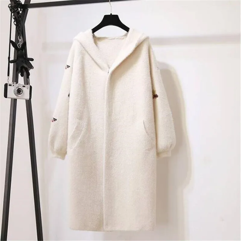 2020 New Autumn And Winter Coat Long Paragraph Water Velvet Solid Color Embroidery Long Sleeve Thick Warm long bubble coat Coats & Jackets