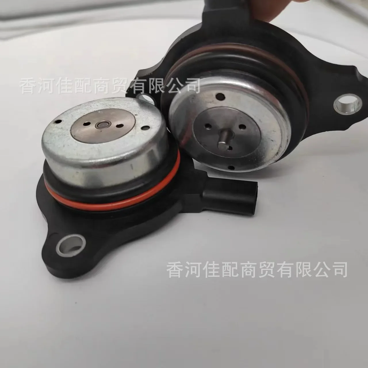 The VVT actuator of variable timing solenoid valve for intake and exhaust is applicable to 24354-2J000 24375-2M000.