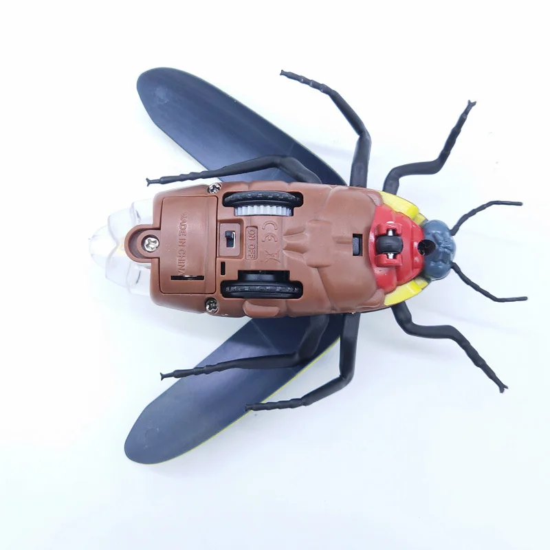 RC Animal Realistic Glowworm Remote Control Firefly Insect Vehicle Car Electric Scary Toy Halloween Pranks Joke Kids Adult Gifts 6