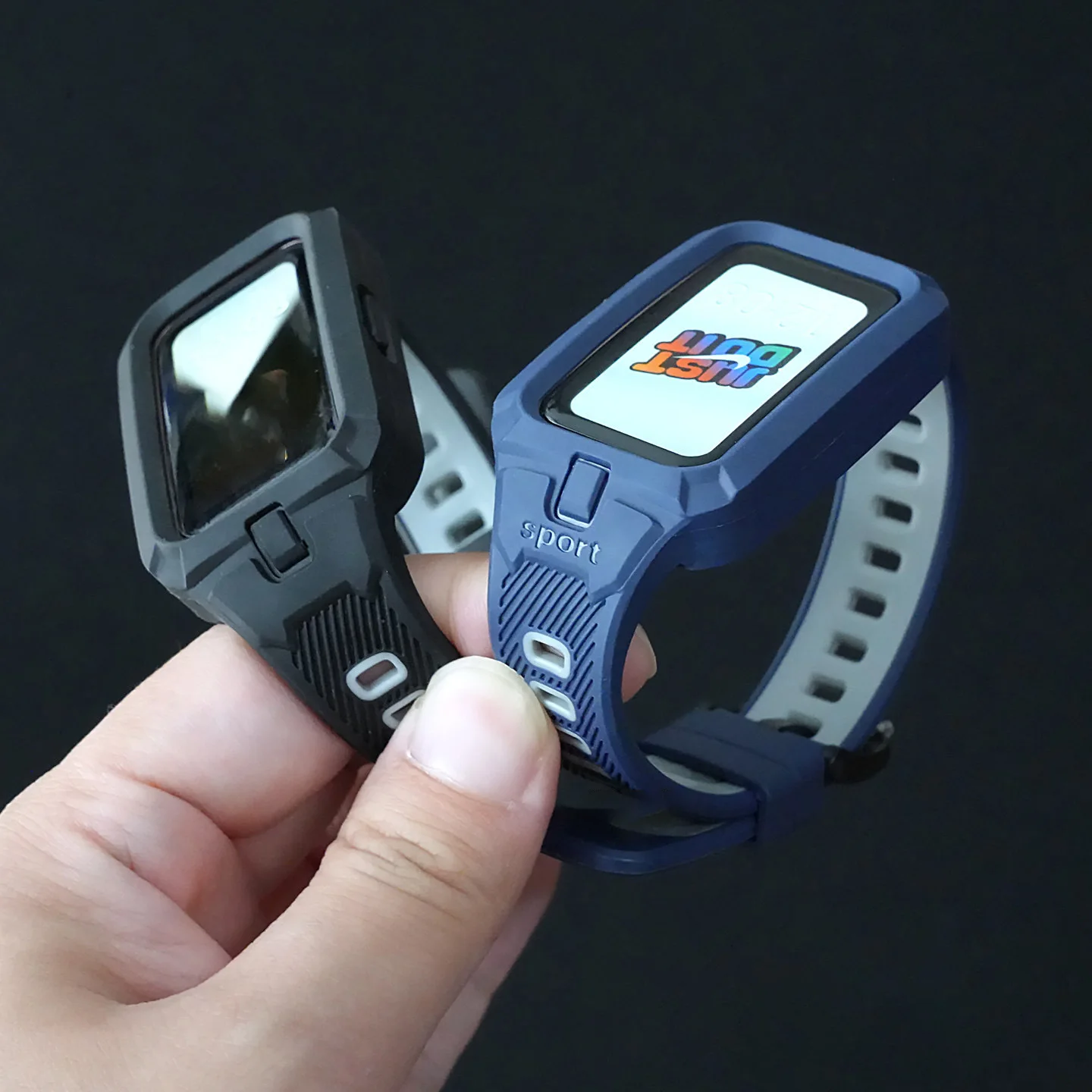 Silicone Sports Breathable Smartwatch Replacement Bracelet with Bumper Straps
