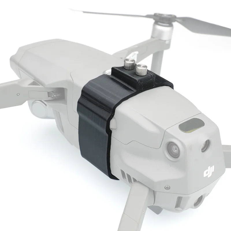 Clip Anti-chute pour batterie Mavic 2 Pro/Zoom en gros plan, montrant le mécanisme de verrouillage.