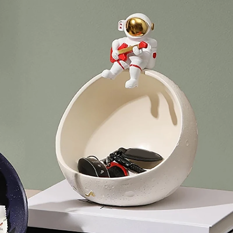 

Astronaut Figurine Key Resin Storage Box Key Storage Art Living Room Table Figurines Home Decor Gift Decorative