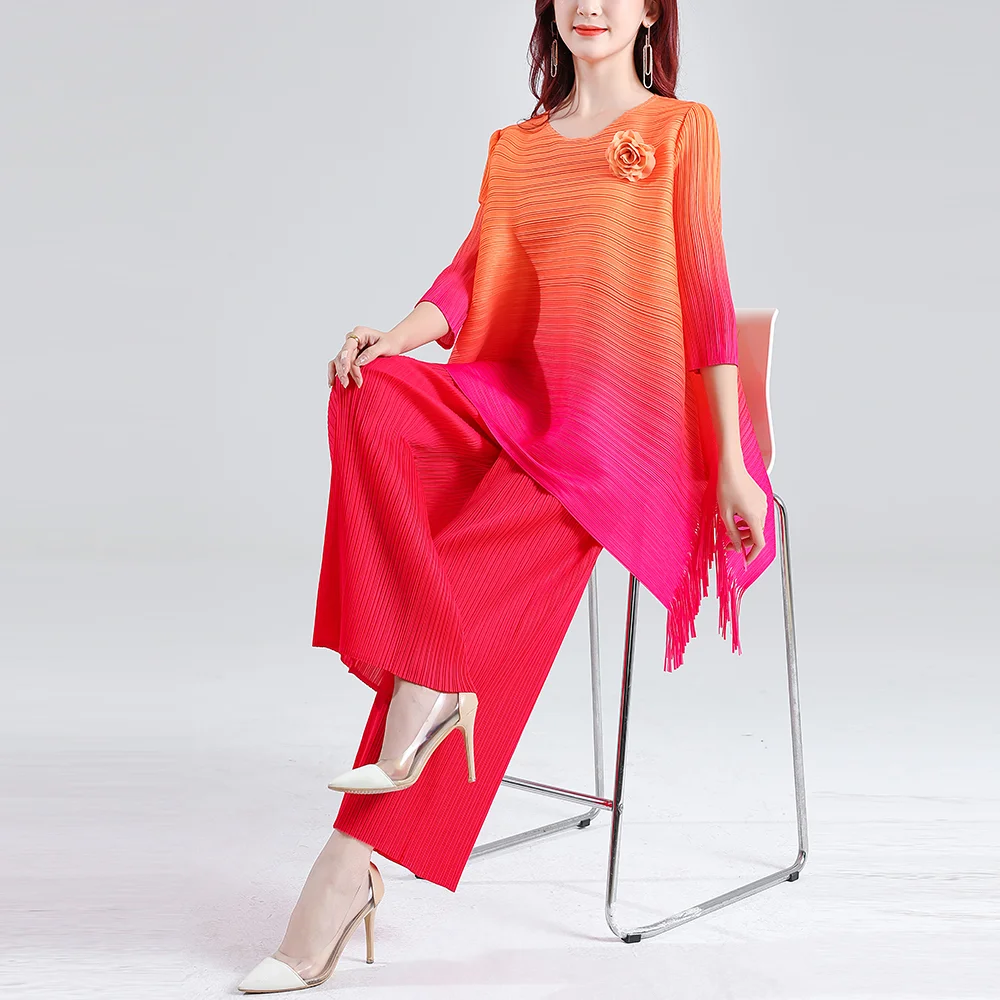 Miyake Pleated Gradient Set O-Neck Three Quarter Sleeve Top and Versatile Trousers Two Piece Sets of Women 2024 Summer New Folds