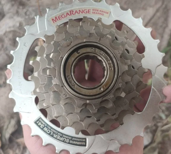 SHIMANO - J様へ SHIMANO HYPERDRIVE CRANKSET FC-M361 CRANKSET CRANK 175mm 48