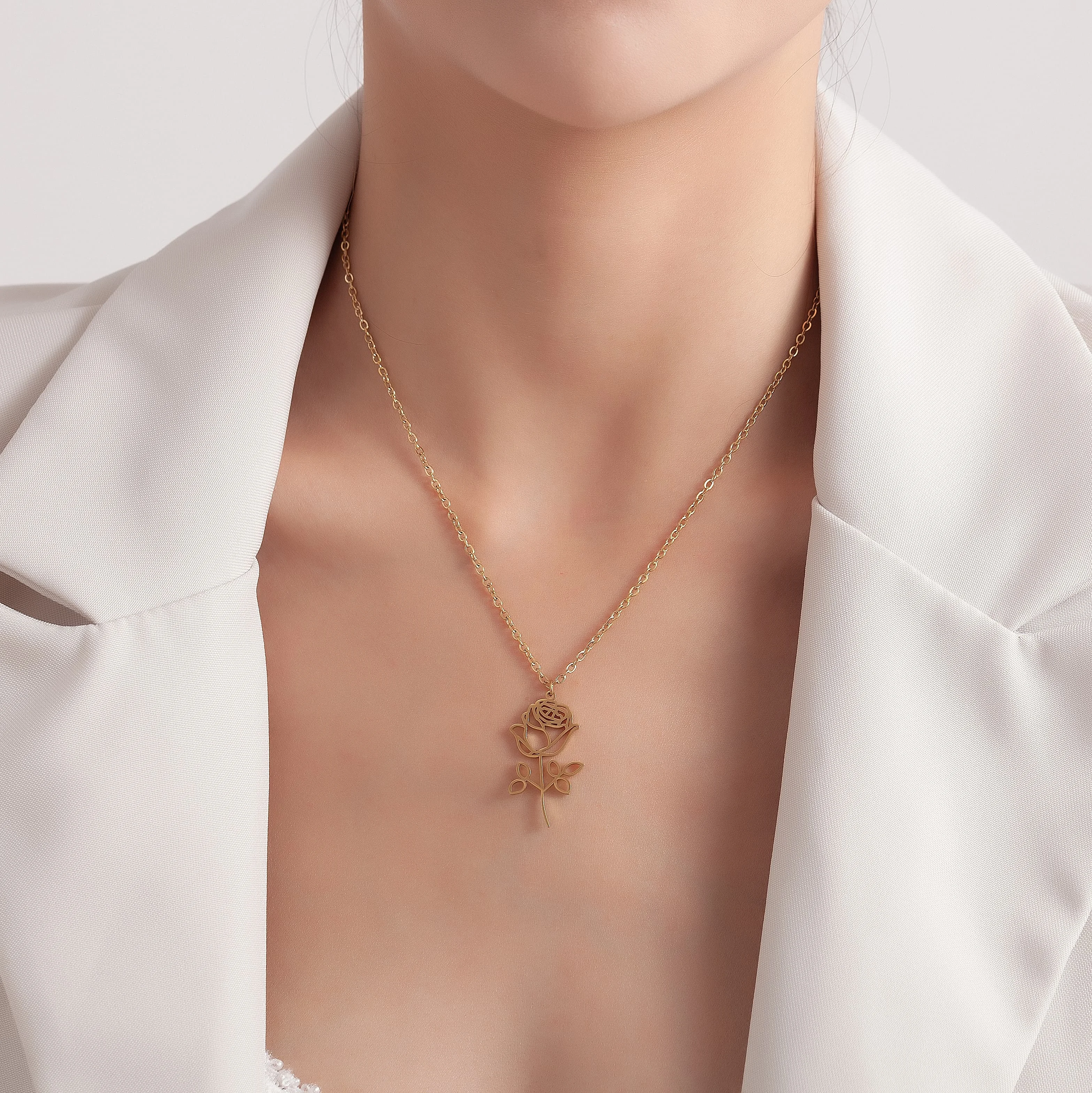 Customized Stainless Steel Rose Necklace Minimalist Custom Flower Necklace Romantic Valentine's Day Gift For Her