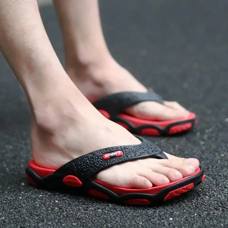 Mens Slippers Lightweight Sandals Summer Flip Flops Outrdoor Beach Shoes Sandals Men Luxury Design Breathable Male Slides