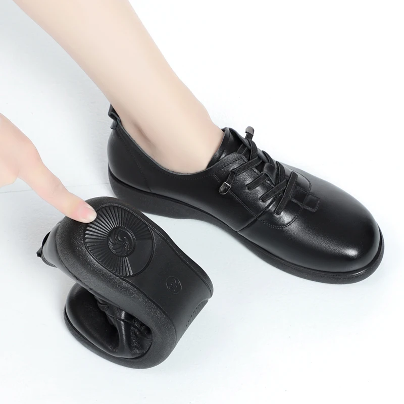 Women's Genuine Leather Cowhide Casual Shoes Loafers Ladies Flats Classic Round Toe Outside Shoes Woman Flats Soft Mom Shoes