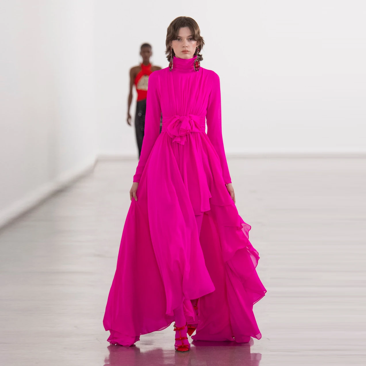 

High End Muslim Hot Pink Asymmetrical Chiffon Long Maxi Dresses High Collor Full Sleeves Draped Prom Gowns Women Maxi Dress
