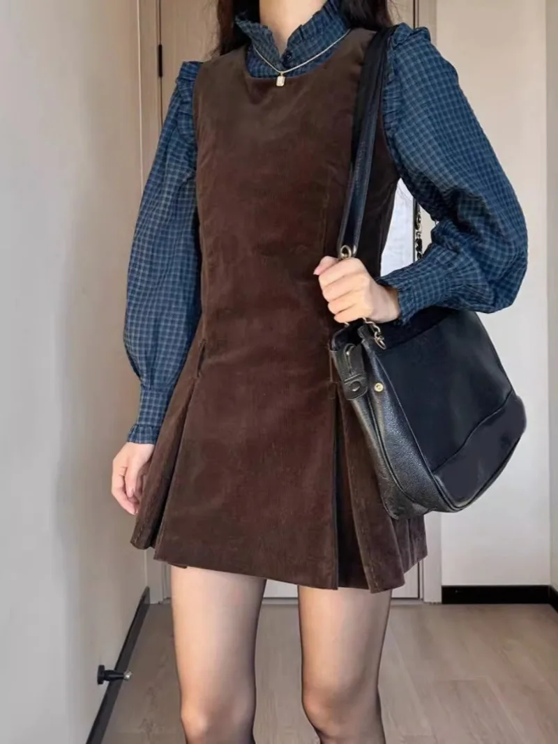 

New Blue Ruffle Edge Shirt Winter New Popular Brown Fashion Brown Round Neck Tank Top Dress Set Two Pieces Female Clothing
