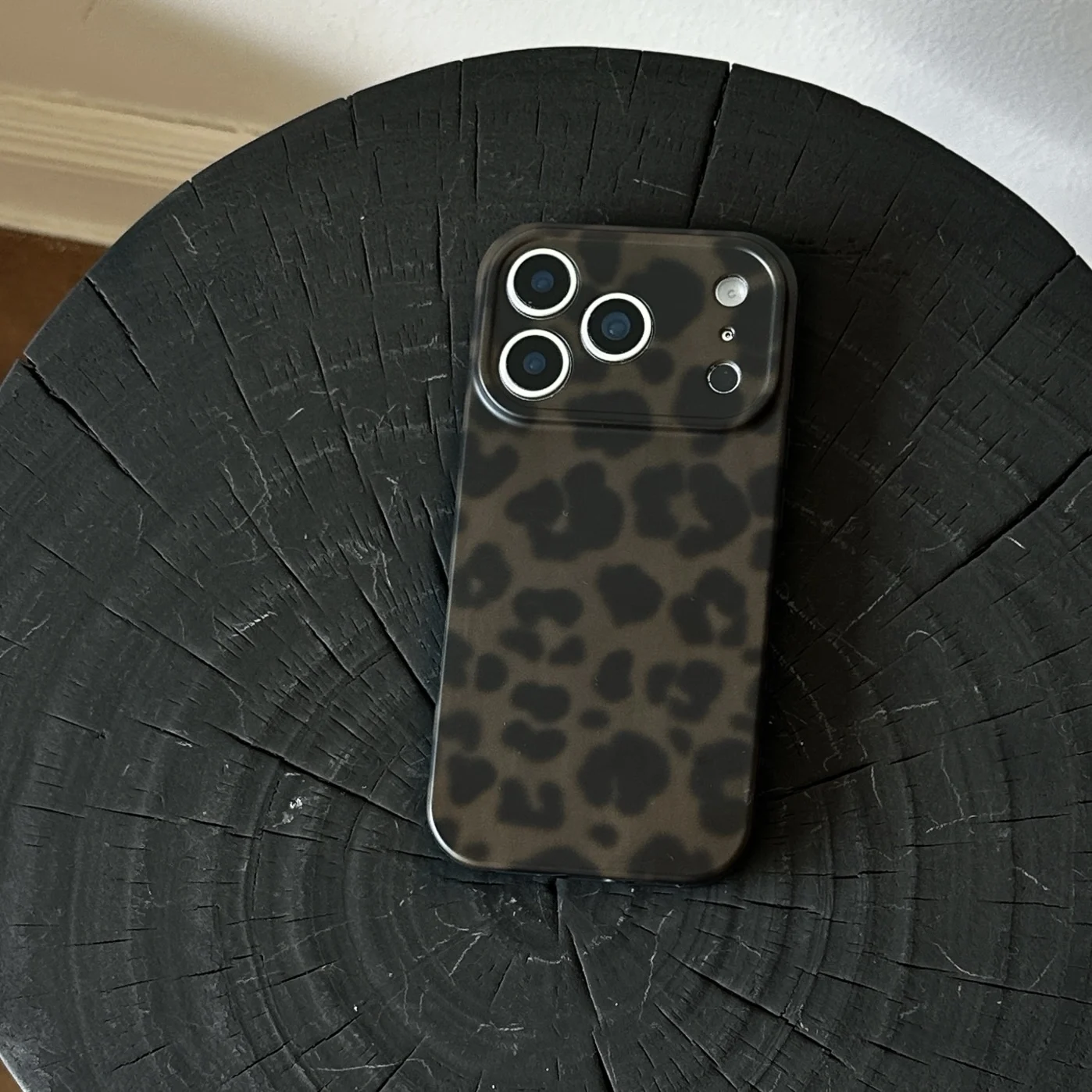 Retro Stylish Amber Color Lamber Pattern Glossy Phone Cover Case for iPhone 17 16 15 14 13 12 Pro Max Plus Air Image 27