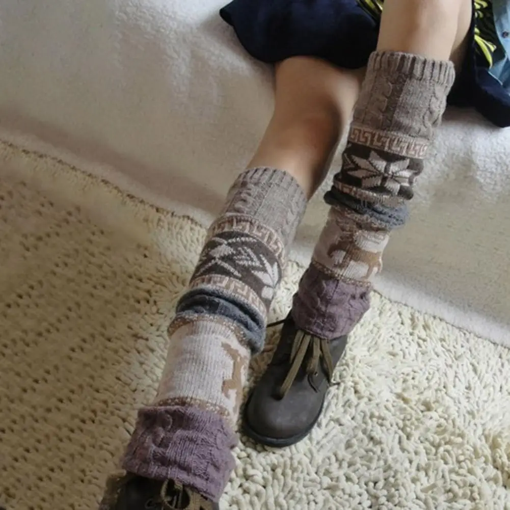 1 paio di modelli di fiocchi di neve di cervi di Natale all'uncinetto alta elasticità maglia stivali invernali al ginocchio calzini scaldamuscoli_voghion.com