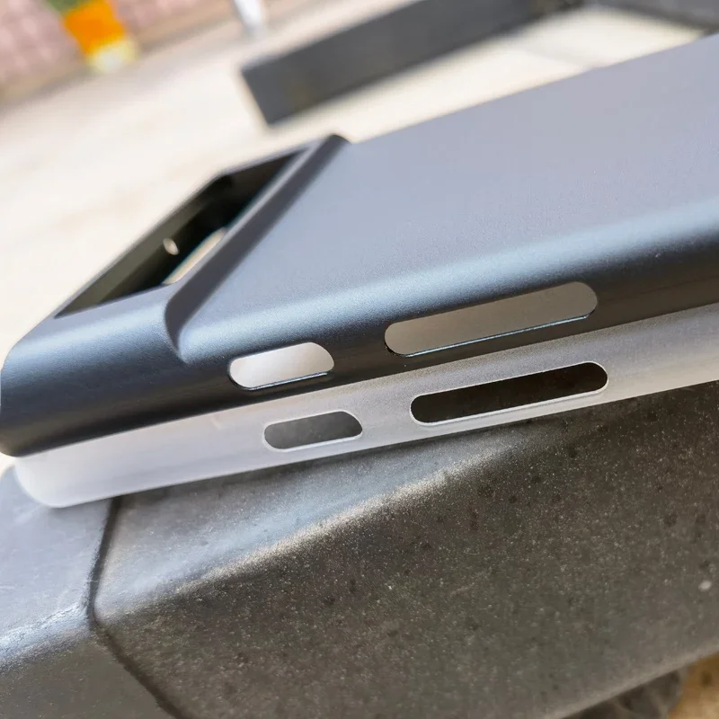 Ultrathin 0.3mm Matte Frosted Protective Phone Case - Super Light Plastic Cover