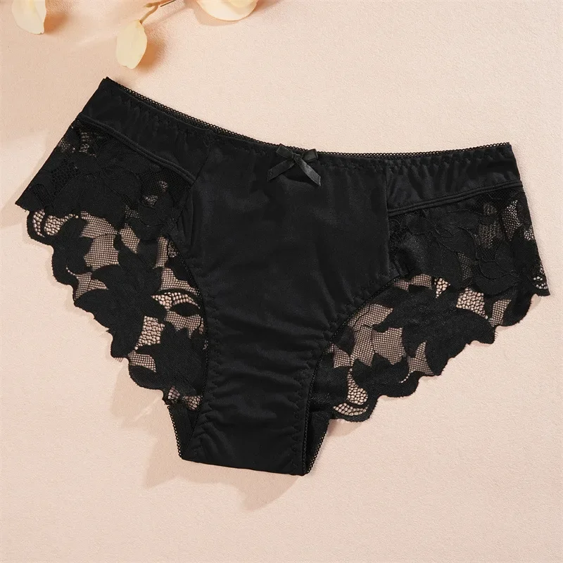 תחתוניות נשים משובצות בפסים, תחתוניות אלגנטיות ומפוארות עם חורים, תחתוניות נשימות בגובה בינוני לבנות במידות S-XXL