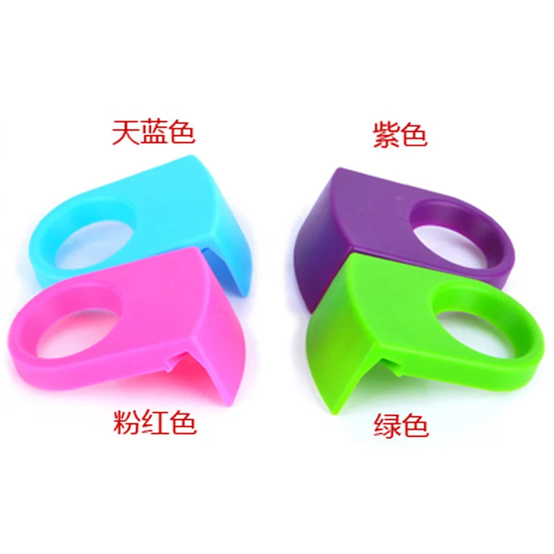 8 pieces Bottle Buckle Beer Cocktail Snap Bar Drink Clips Holders wine bar kitchen accessories ABS Random Color