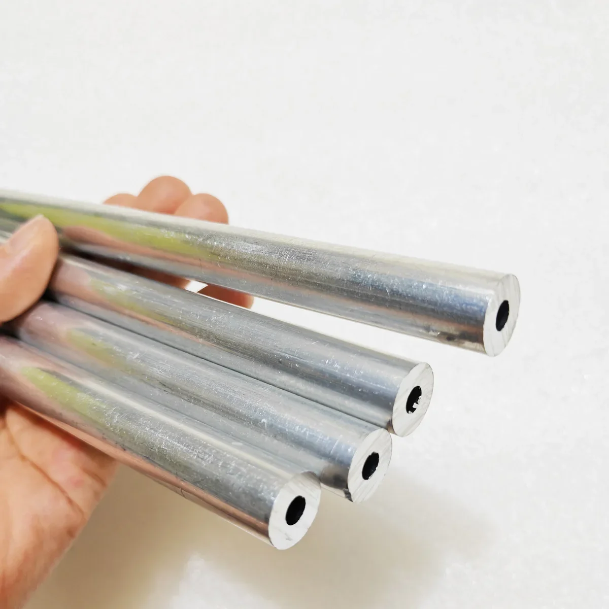Aluminium Tube Aluminum Pipe ID3mm 4mm 5mm 6mm 7mm 8mm~50mm/ OD14mm 15mm 16mm 17mm 18mm~55mm 6061 Aluminum Round Tube Hollow Straight Tubing