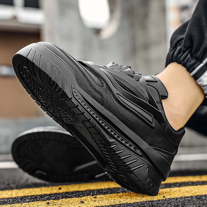 Рисунок 3 - Кроссовки мужские на толстой платформе