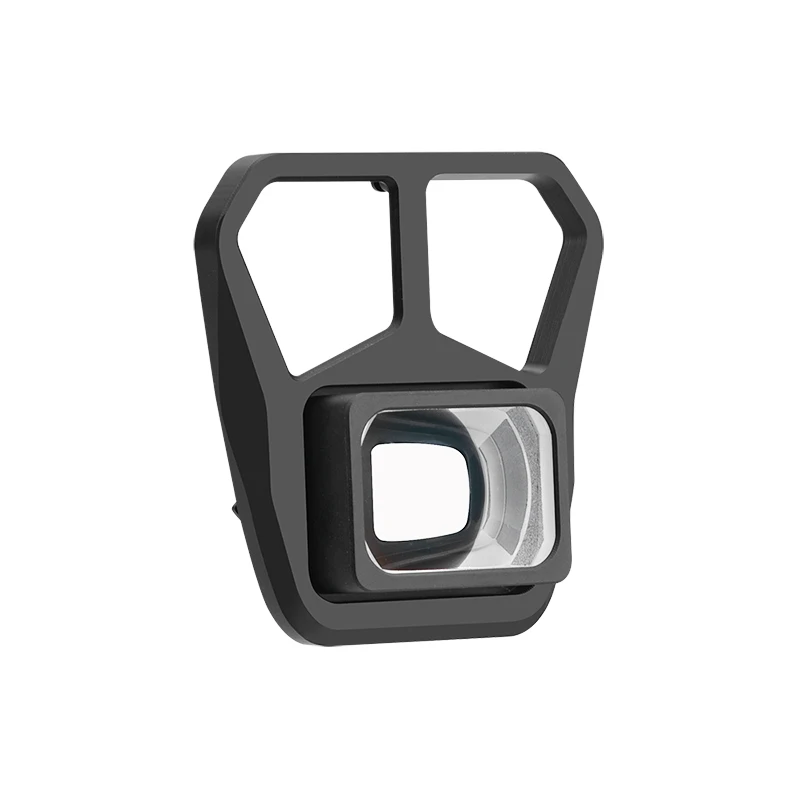 Détail du filtre cardan externe professionnel de l'objectif grand angle pour DJI Mavic 3 Pro avec reflets lumineux