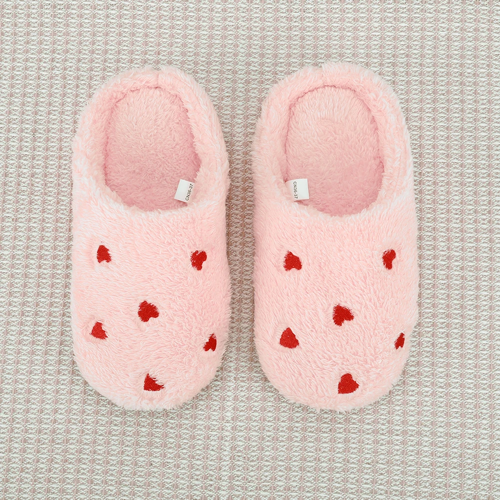 Plush Heart Slippers Comfortable Closed Toe Slippers Breathable Flat Thermal Slippers Fluffy Love Slippers for Indoor Bedroom