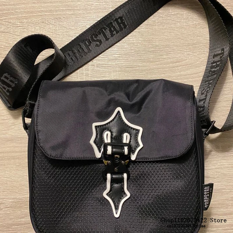 Trapstar Luxury Designer Brand Irongate T Crossbody Bag Black