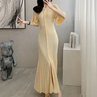 Summer-style fashionable openwork French slimming A-line short-sleeved knitted dress, fishtail long dress for women - Image 2