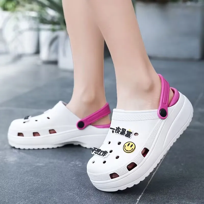 2023 New Summer Women's Clogs Slippers Fashionable Thick-Soled Round Toe Outdoor Non-Slip Couples Beach Sandals 2