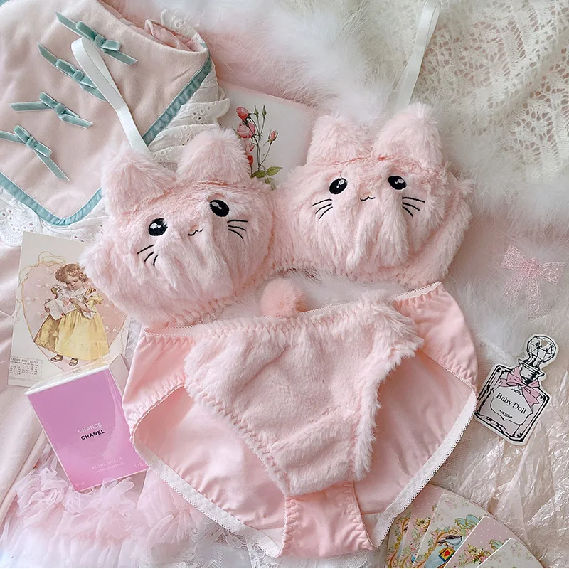 Girl Cute Bear Bra Set Autumn and Winter Fluffy and Comfortable Little Cute  Cartoon Bra Ladies Warm Gather Underwear (Color : Pink, Size : Large) :  : Clothing, Shoes & Accessories