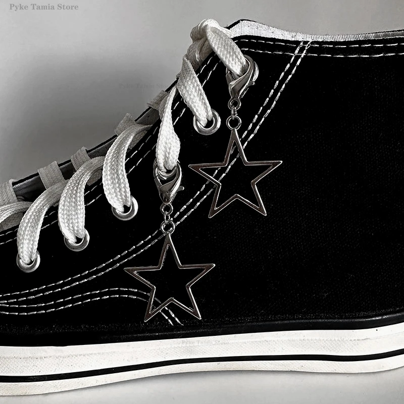 4 Stück Metall-Hohlstern-Pentagramm-Anhänger Schuhzubehör Damenstiefel Leinenschuhe Schnallenkette DIY Mode Party Coole Schmuckstücke – Detail 5