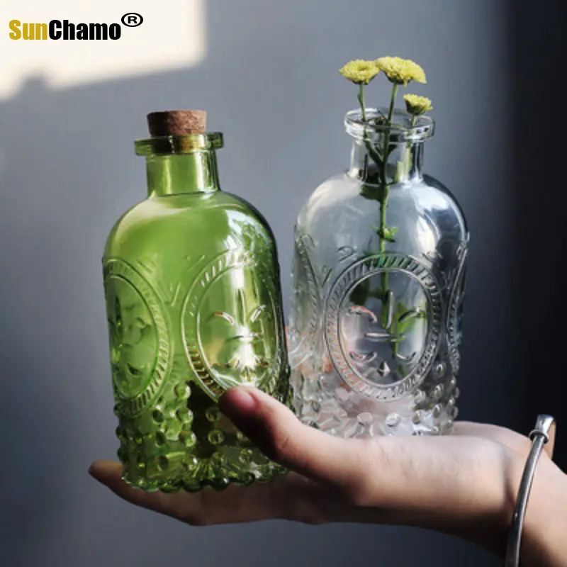 Glass Bottles Aromatherapy Diffuser Bottle 6*13cm Transparent Retro Embossed Glass Bottle Aromatherapy Vase Sunflower Cork Clear Bottles Shooting Props Window Decoration