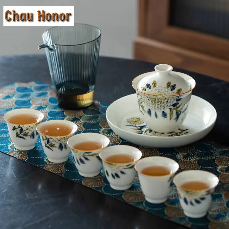 2pc/set White Porcelain Hand-painted Hydrangea Vertical Pattern Tea Cup Kung Fu Tea Set Master Cup Ceramic Trumpet Tea Cup 35ml