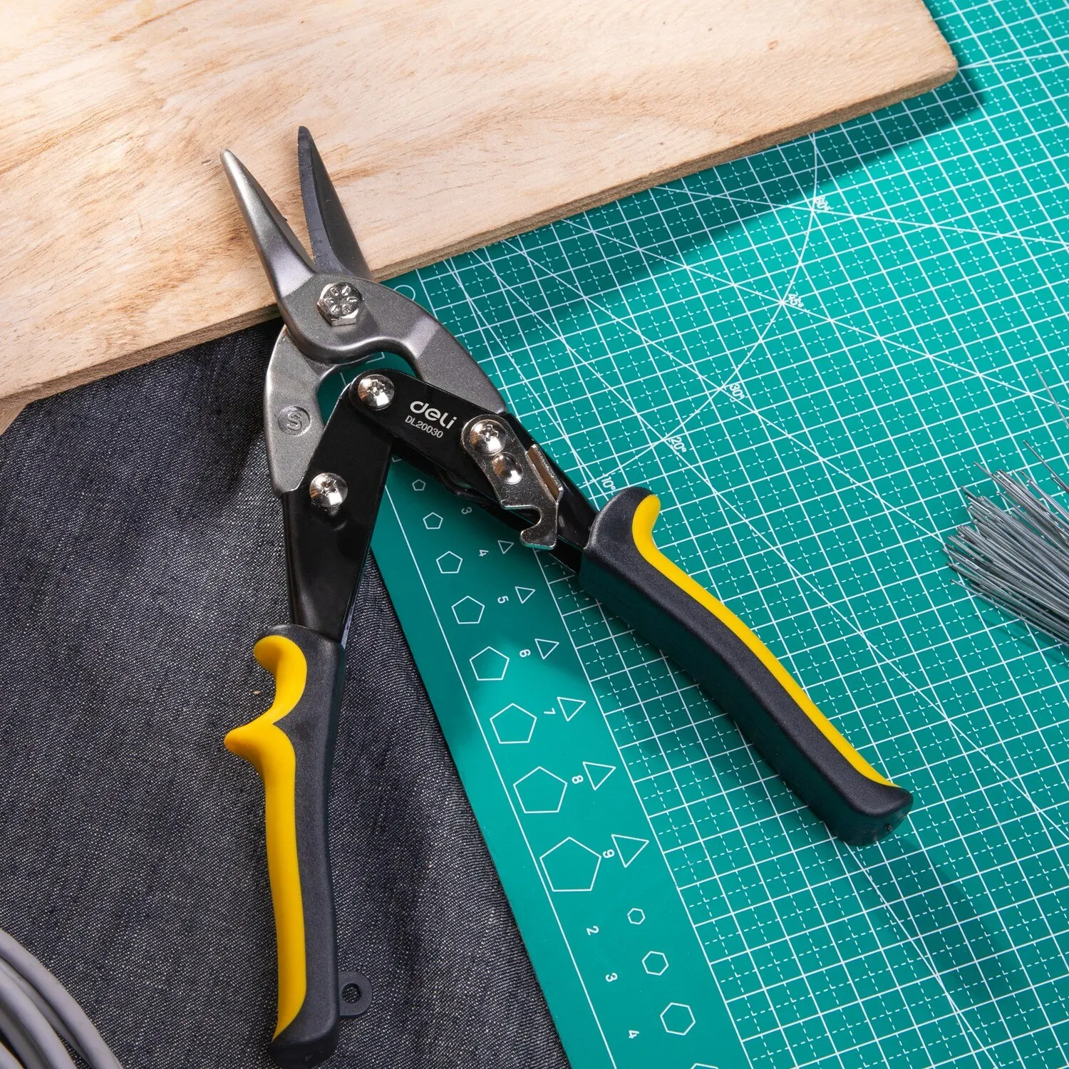Deli Multifunctional Metal Sheet Cutting Scissor Aviation Snip Straight Cutter Scissor Industrial Professional Hand Tool 2