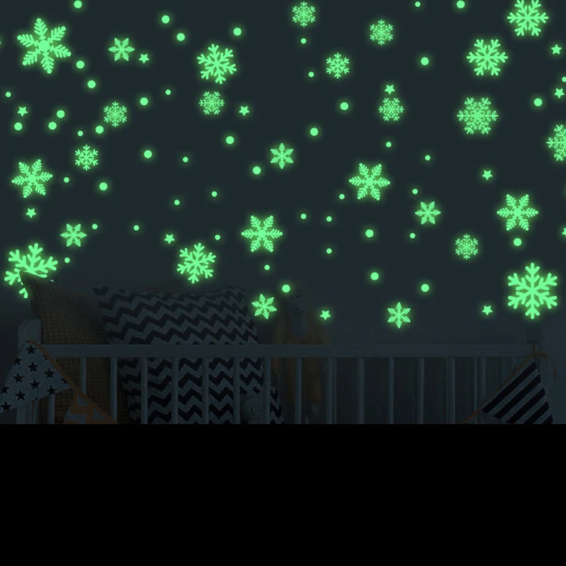 1set Christmas Luminous Snowflake Wall Stickers Glow In The Dark Ceiling Wall Window Decals Xmas Festival Birthday Party Decor