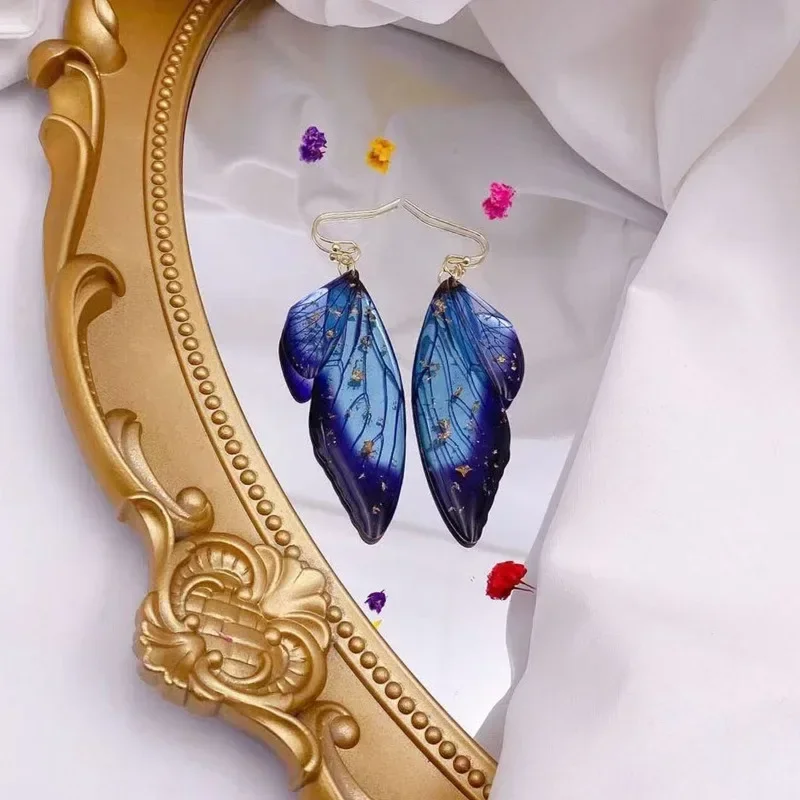 Dangle Earrings Drop Earrings Butterfly Earrings Long Earrings Minar Handmade Clear Gradient Resin Simulation Wings Butterfly Rhinestones Flake Long Drop Earrings for Women Wedding Jewelry