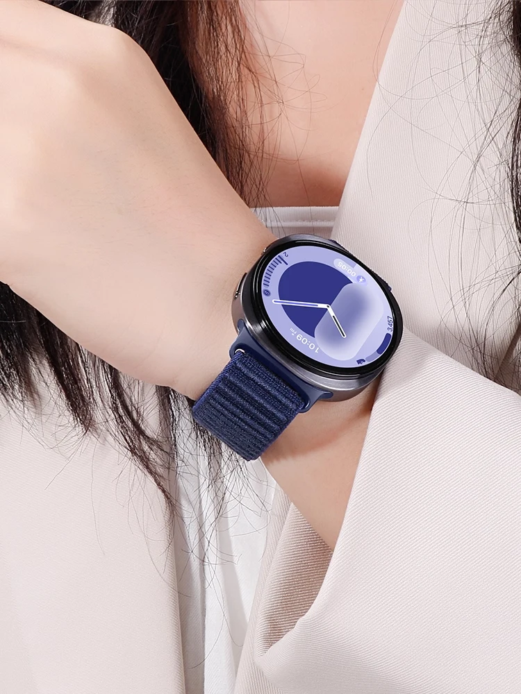 Enhanced Nylon Sport Strap for Smartwatches - Durable Watchband Bracelet Accessory